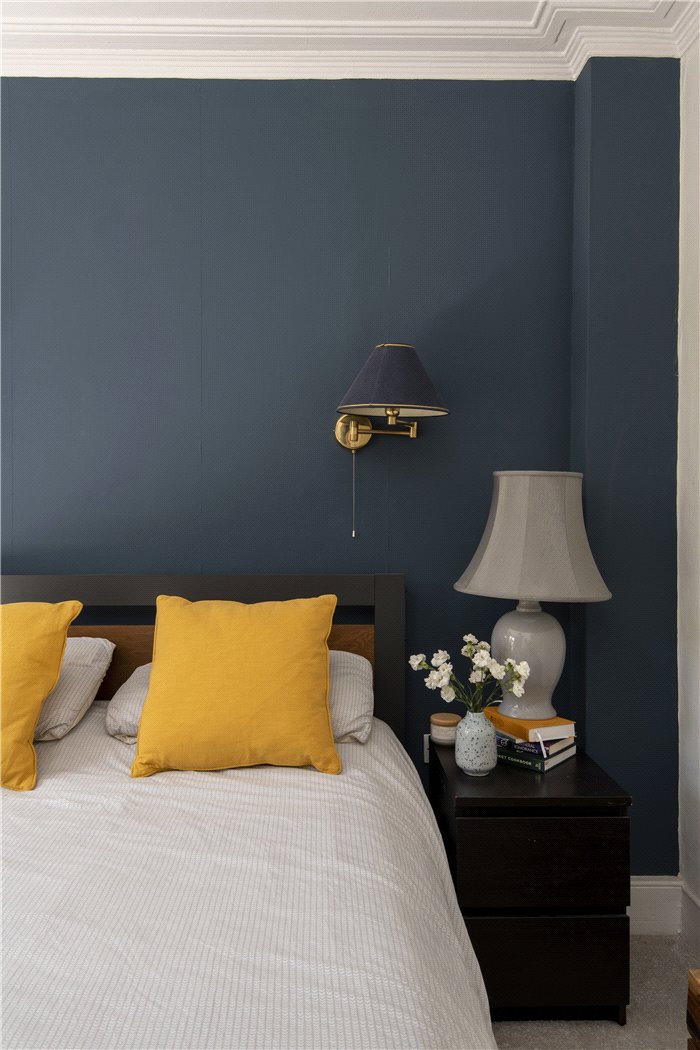 Bedroom Detail